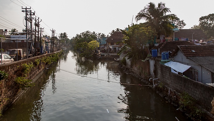 Mattancherry: Eraveli Canal Kochi