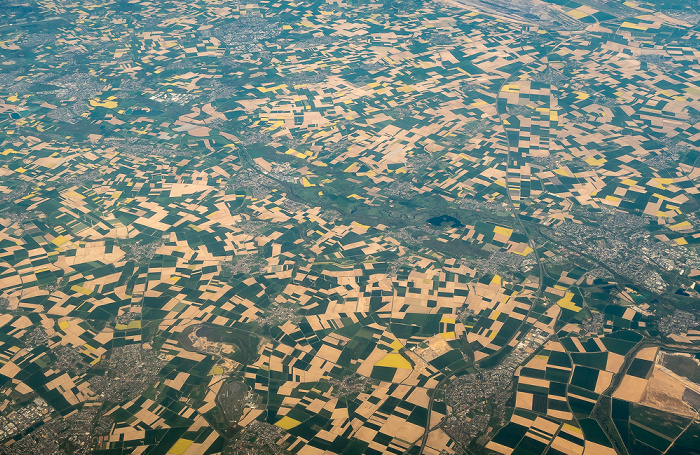 Niederlande 2016-05-05 Flug BAW951 München Franz Josef Strauß (MUC/EDDM) - London Heathrow (LHR/EGLL) Luftbild aerial photo