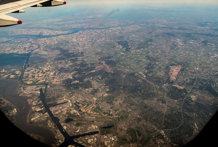 Belgien 2016-05-05 Flug BAW951 München Franz Josef Strauß (MUC/EDDM) - London Heathrow (LHR/EGLL) Luftbild aerial photo