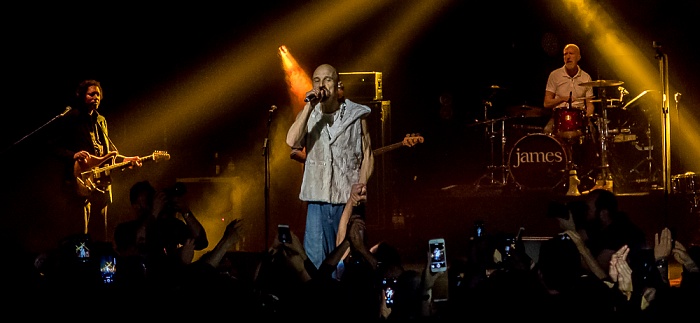 Brixton Academy: James (+ The Slow Readers Club) London Adrian Oxaal, Tim Booth, Dave Baynton-Power