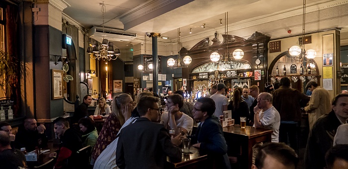 Brixton Academy: James (+ The Slow Readers Club) London The Stanhope Arms: Pub und ...