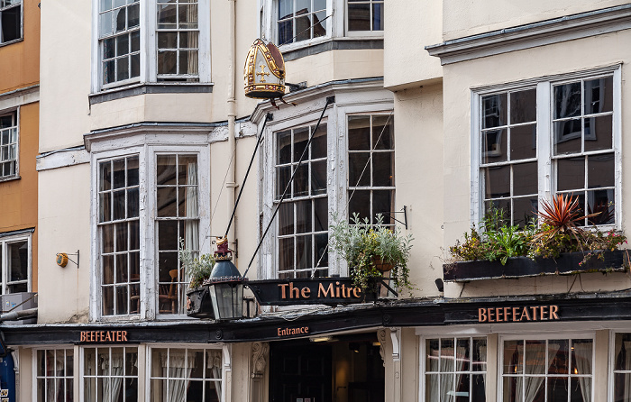 High Street: The Mitre Oxford