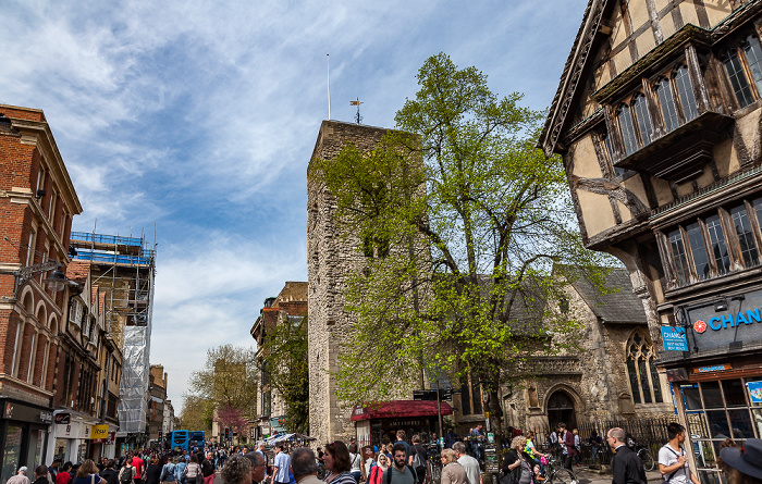 Oxford Cornmarket Street: St Michael at the North Gate