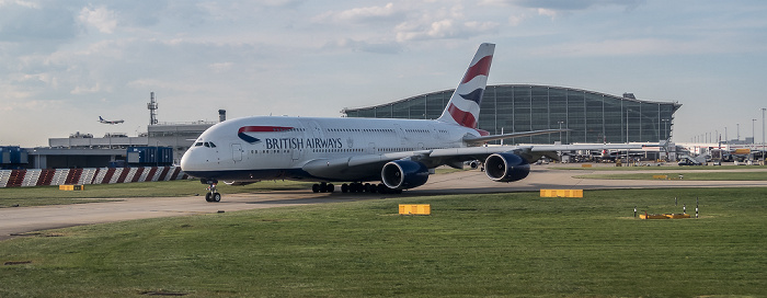 London Heathrow Airport: Airbus A380 (British Airways) London