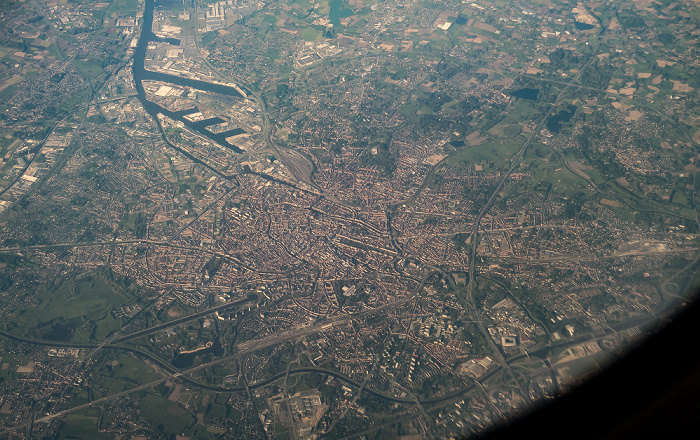 Belgien 2016-05-08 Flug BAW956 London Heathrow (LHR/EGLL) - München Franz Josef Strauß (MUC/EDDM) Luftbild aerial photo