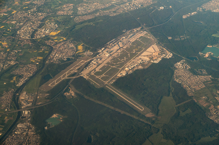 Frankfurt am Main 2016-05-08 Flug BAW956 London Heathrow (LHR/EGLL) - München Franz Josef Strauß (MUC/EDDM) Luftbild aerial photo