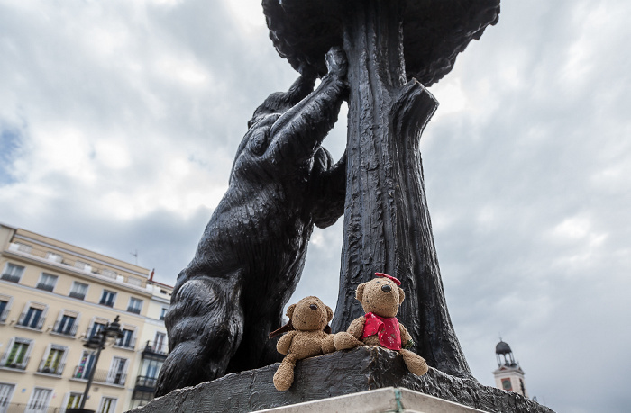 Madrid Puerta del Sol: Estatua del Oso y el Madroño - Teddy und Teddine