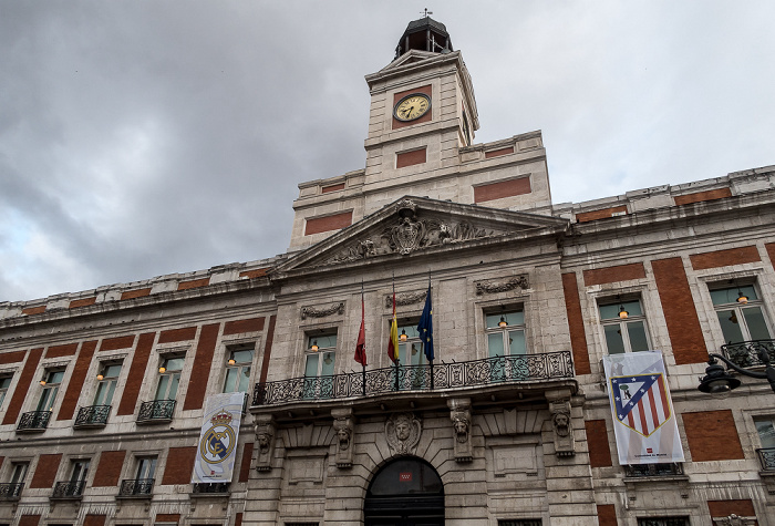 Madrid Puerta del Sol: Real Casa de Correos