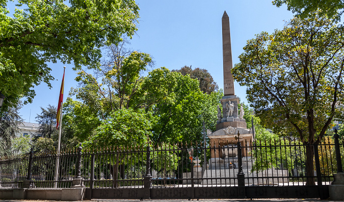 Plaza de la Lealtad: Monumento a los Caídos por España Madrid