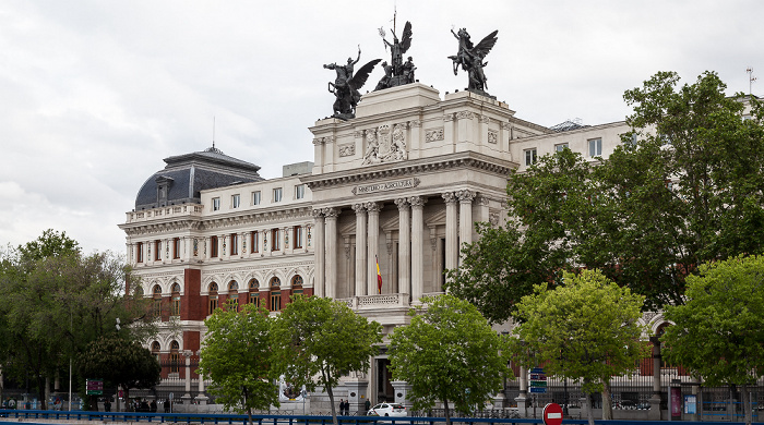 Paseo de la Infanta Isabel: Ministerio de Agricultura, Pesca y Alimentación Madrid