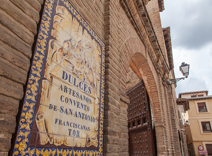 Centro Histórico: Calle Santo Tomé Toledo