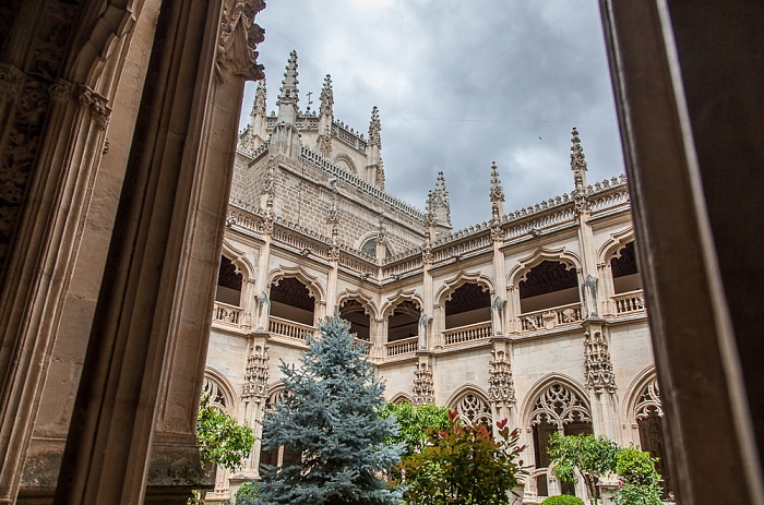 Monasterio de San Juan de los Reyes: Kreuzgang Toledo