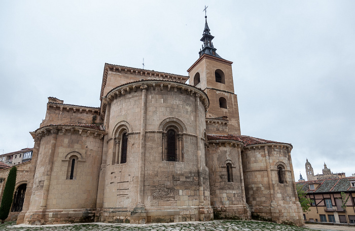 Avenida del Acueducto: Iglesia de San Millán Segovia