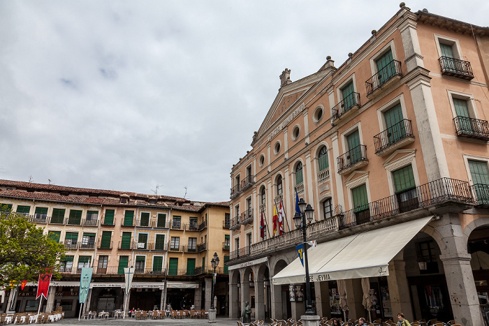 Segovia Centro Histórico: Plaza Mayor - Teatro Juan Bravo