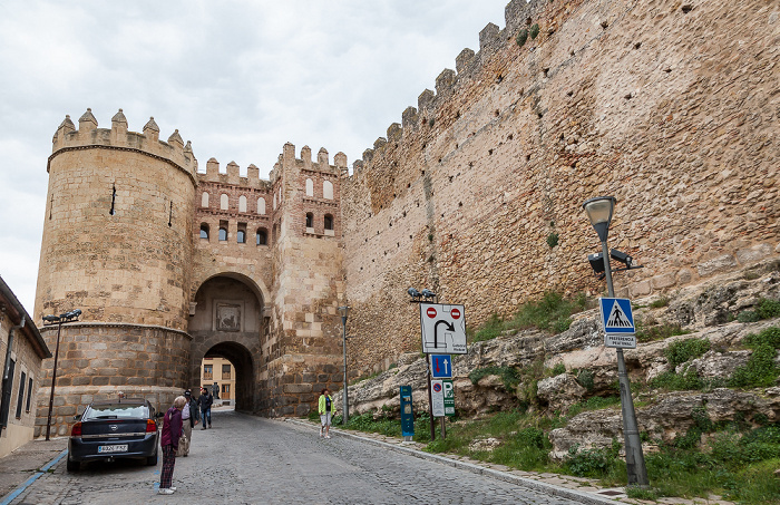 Segovia Centro Histórico: Calle de San Valentín - Puerta de San Andrés