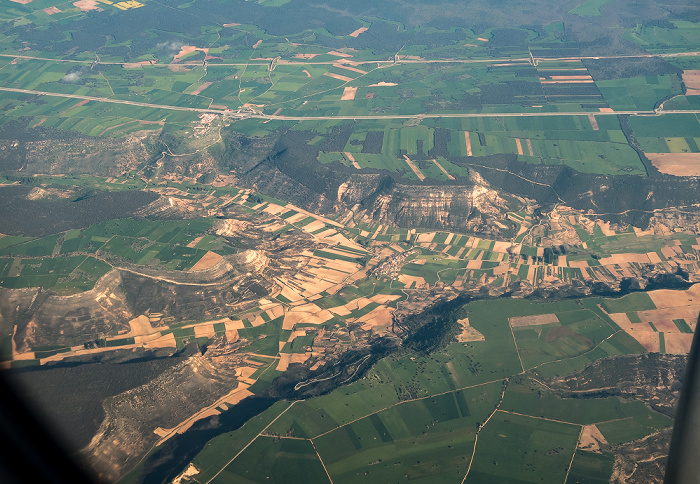 Spanien 2016-05-16 Flug DLH1805 Madrid-Barajas (MAD/LEMD) - München Franz Josef Strauß (MUC/EDDM) Luftbild aerial photo