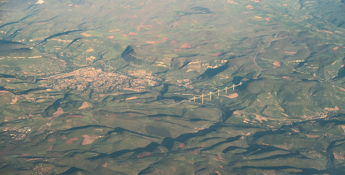 Frankreich 2016-05-16 Flug DLH1805 Madrid-Barajas (MAD/LEMD) - München Franz Josef Strauß (MUC/EDDM) Luftbild aerial photo