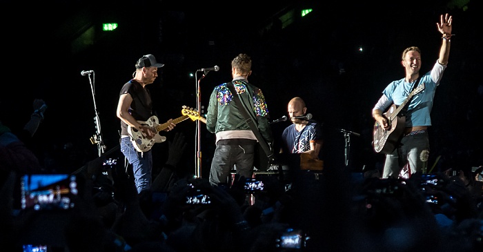 Letzigrund: Coldplay Zürich In My Place, Strawberry Swing, See You Soon