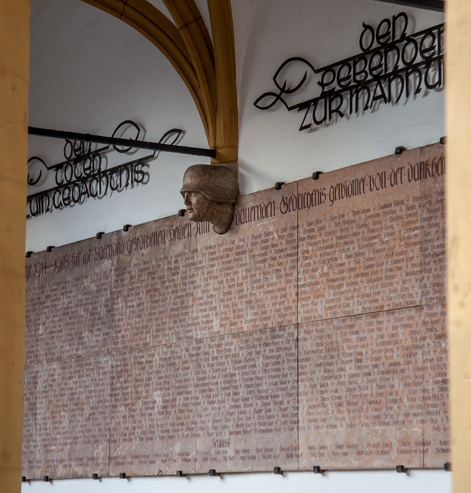 Altstadt: Rathaus - Kriegerdenkmal Amberg