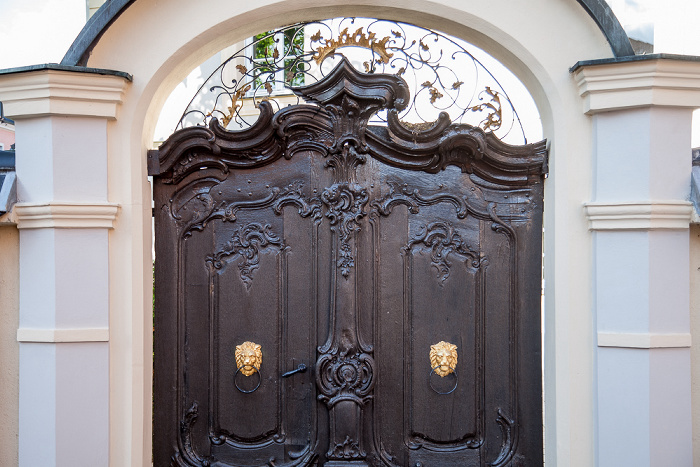 Altstadt: Löffelgasse - Rokokoportal des ehem. Predigerhauses Amberg