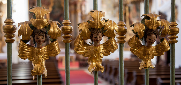 Schulkirche St. Augustinus - Eisengitter mit Engelsköpfen Amberg