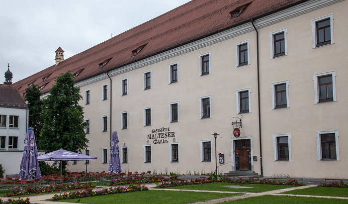 Altstadt: Maltesergarten, Maltesergebäude Amberg