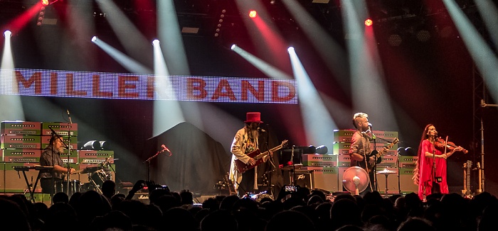 Sommer-Tollwood (Musik-Arena): ZZ Top (+ Ben Miller Band) München V.l.: Scott Leeper, Bob Lewis, Ben Miller, Rachel Ammons