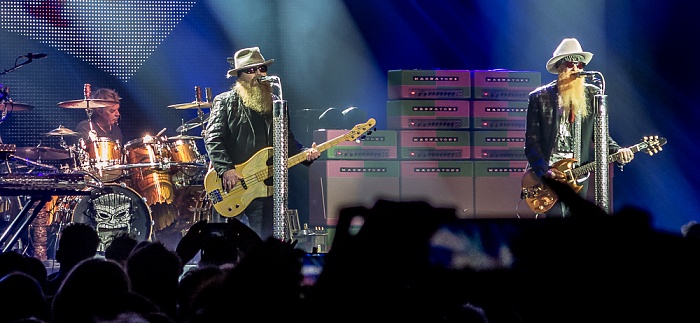 Sommer-Tollwood (Musik-Arena): ZZ Top (+ Ben Miller Band) München Frank Beard, Dusty Hill, Billy Gibbons