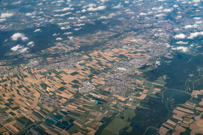 Bayern 2016-07-21 Flug CLH2396 München Franz Josef Strauß (MUC/EDDM) - Basel Mulhouse Freiburg (BSL/LFSB) Luftbild aerial photo