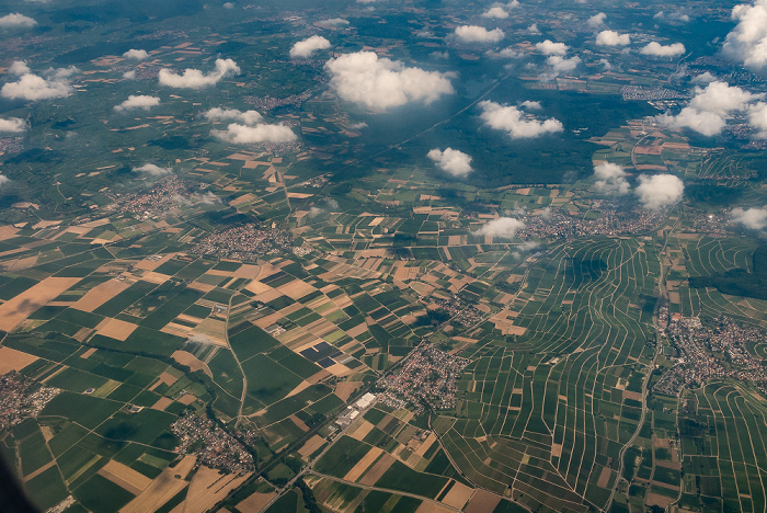 Baden-Württemberg 2016-07-21 Flug CLH2396 München Franz Josef Strauß (MUC/EDDM) - Basel Mulhouse Freiburg (BSL/LFSB) Luftbild aerial photo