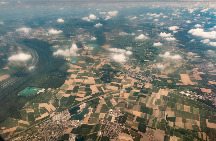 Baden-Württemberg 2016-07-21 Flug CLH2396 München Franz Josef Strauß (MUC/EDDM) - Basel Mulhouse Freiburg (BSL/LFSB) Luftbild aerial photo