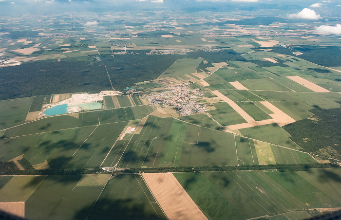 Grand Est - Département Haut-Rhin 2016-07-21 Flug CLH2396 München Franz Josef Strauß (MUC/EDDM) - Basel Mulhouse Freiburg (BSL/LFSB) Luftbild aerial photo