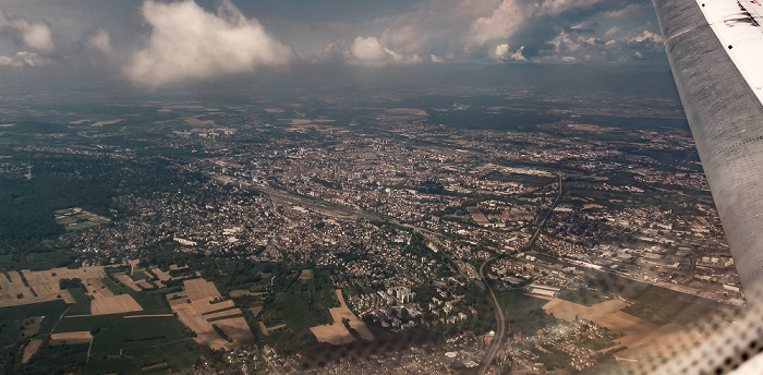 Grand Est - Département Haut-Rhin 2016-07-21 Flug CLH2396 München Franz Josef Strauß (MUC/EDDM) - Basel Mulhouse Freiburg (BSL/LFSB) Luftbild aerial photo