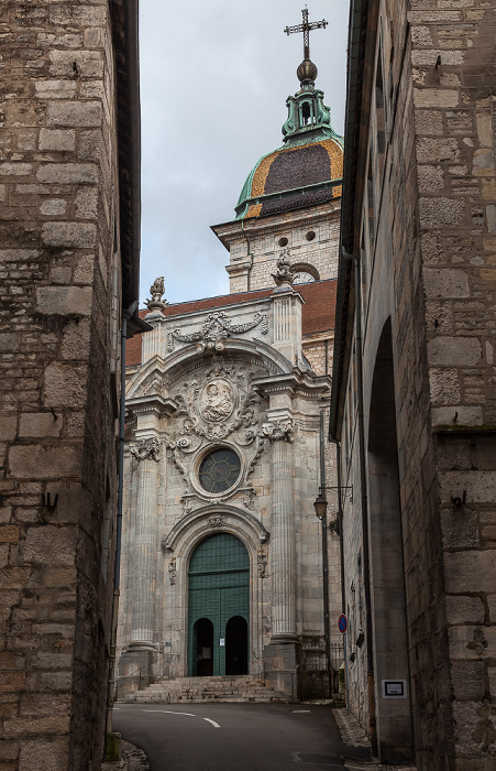 La Boucle: Rue de la Convention: mit der Cathédrale Saint-Jean de Besançon