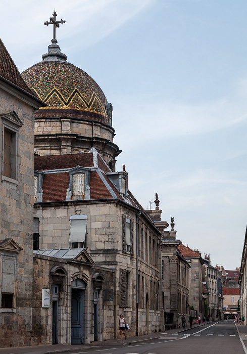 Besançon La Boucle: Rue de l'Orme de Chamars - Hôpital Saint-Jacques mit der Chapelle Notre-Dame du Refuge