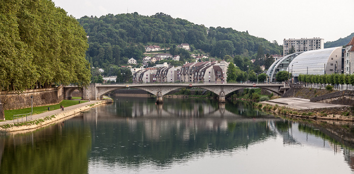 Besançon Doubs mit der Pont de Canot La City