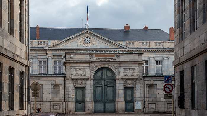 Besançon La Boucle: Rue de la Préfecture / Rue Charles Nodier - Hôtel de préfecture du Doubs