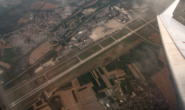 Grand Est - Département Haut-Rhin 2016-07-24 Flug CLH2401 Basel Mulhouse Freiburg (BSL/LFSB) - München Franz Josef Strauß (MUC/EDDM) Luftbild aerial photo