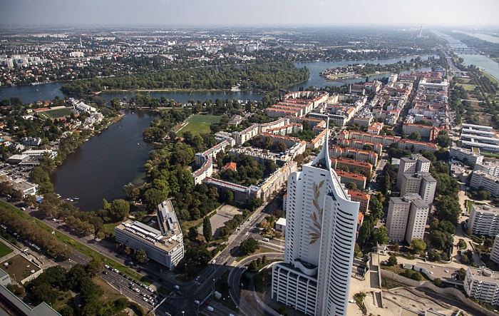 Blick von der DC Tower 1 Skyterasse: Donaustadt (XXII. Bezirk) Wien