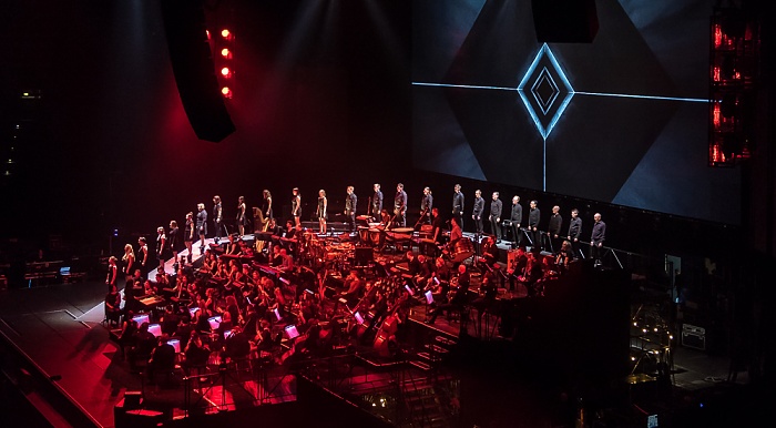 Olympiahalle: Night of the Proms - Simple Minds, Ronan Keating, Natasha Bedingfield, Stefanie Heinzmann, John Miles München Sinfonieorchester Il Novecento unter der Leitung von Alexandra Arrieche
