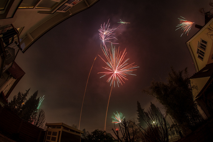 München Gratlspitzstraße: Silvester-/Neujahr-Feuerwerk Gratlspitzstraße 40