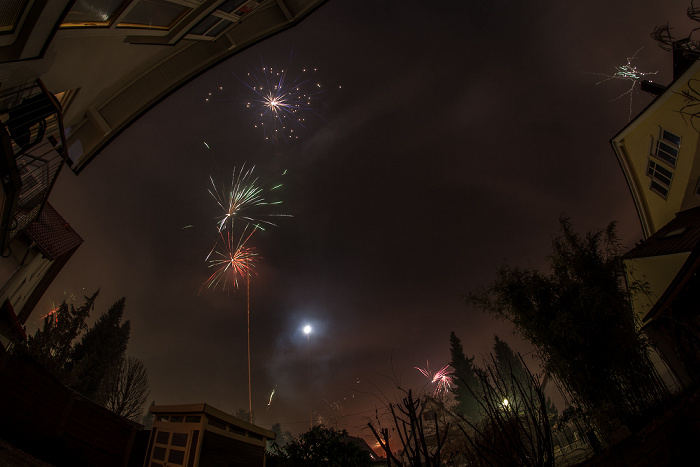 München Gratlspitzstraße: Silvester-/Neujahr-Feuerwerk Gratlspitzstraße 40