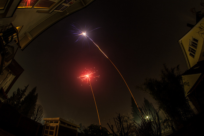 München Gratlspitzstraße: Silvester-/Neujahr-Feuerwerk Gratlspitzstraße 40