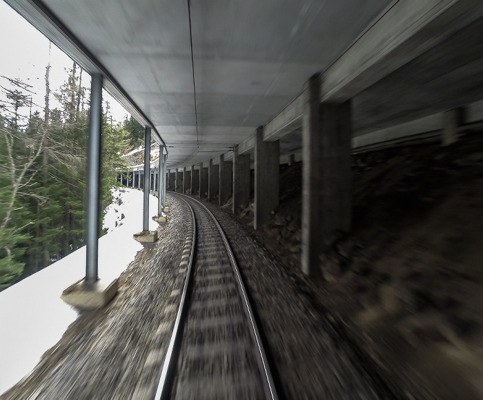 Albulabahn: Maliera-Galerie Graubünden