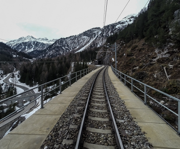 Graubünden Albulabahn: Rugnux-Viadukt