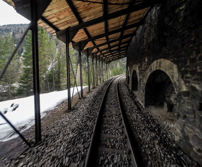 Graubünden Albulabahn: Rugnux-Galerie