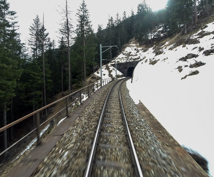 Graubünden Albulabahn: Plaz-Viadukt, Plaz-Tunnel (Kehrtunnel)