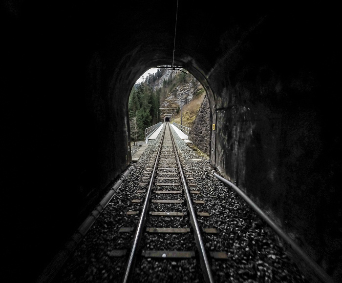 Albulabahn: Pflanzgarten-Tunnel II, Bendertobel-Viadukt, Passmal-Tunnel Graubünden