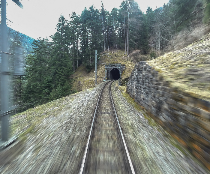 Albulabahn: Versasca-Tunnel Graubünden
