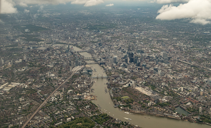 London 2017-04-21 Flug DLH2474 München Franz Josef Strauß (MUC/EDDM) - London Heathrow (LHR/EGLL) Luftbild aerial photo